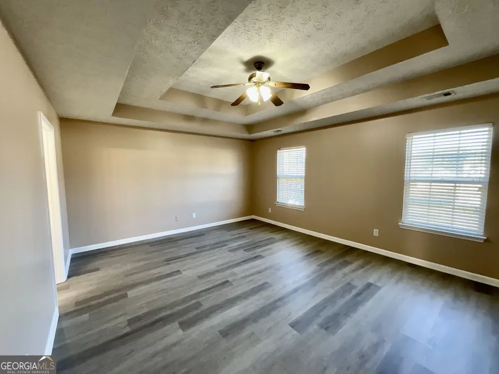 2043 Newton Estates DR Ellenwood, GA 30294