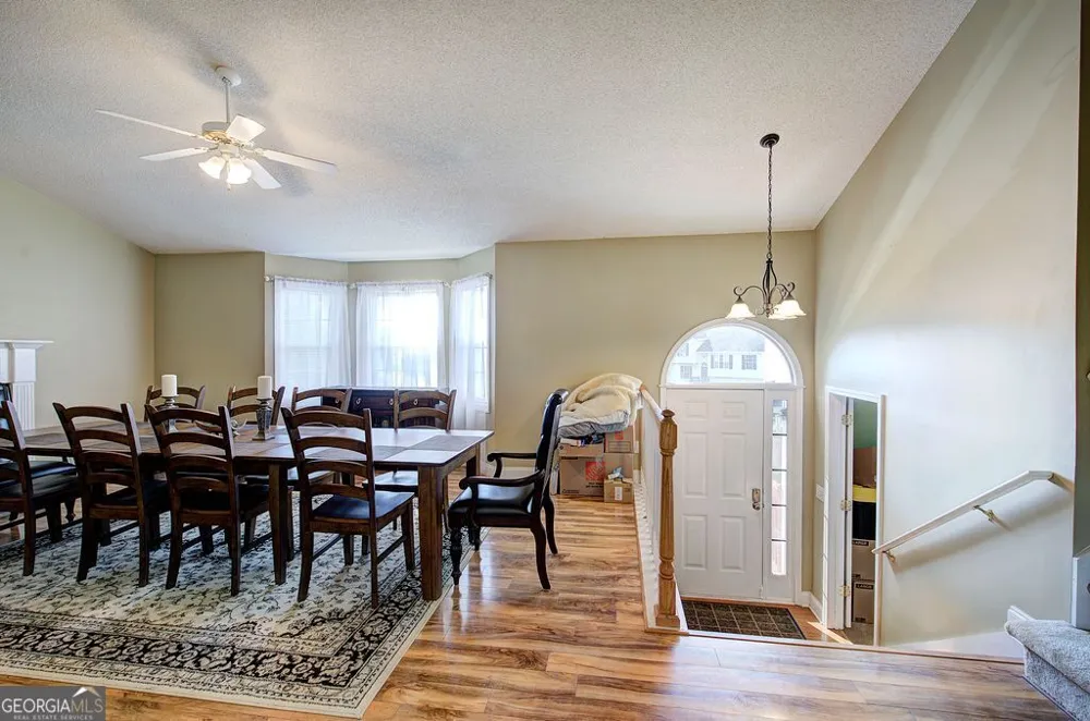 28 Hedgerow CT SE Cartersville, GA 30120