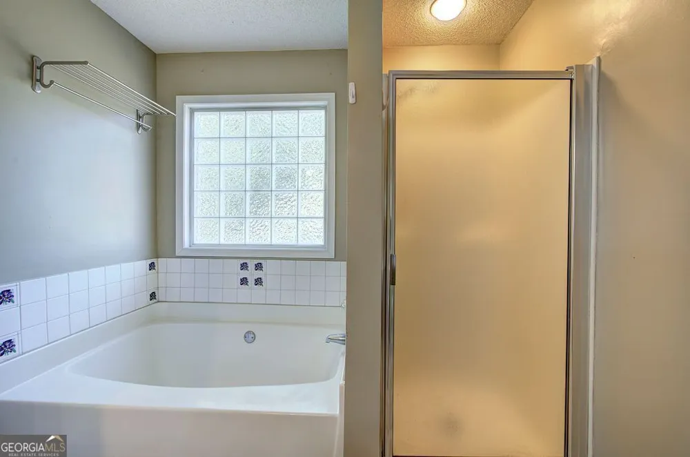 28 Hedgerow CT SE Cartersville, GA 30120