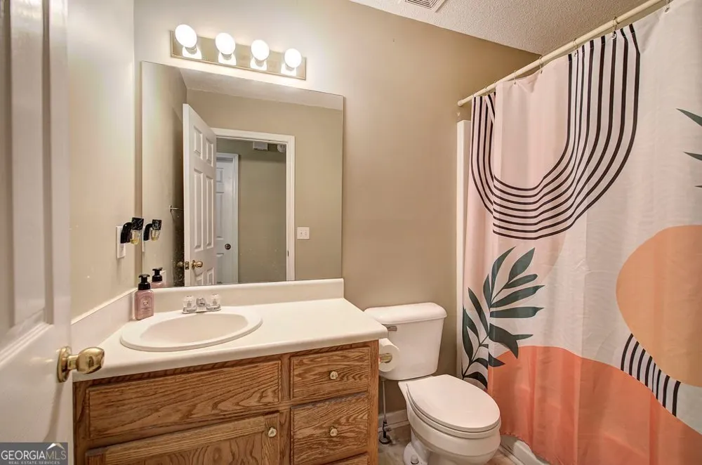28 Hedgerow CT SE Cartersville, GA 30120