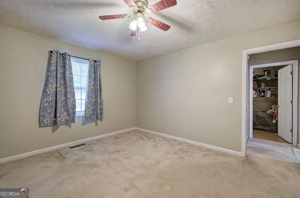 28 Hedgerow CT SE Cartersville, GA 30120