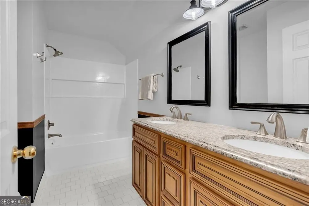 214 Kingsley WAY Woodstock, GA 30188