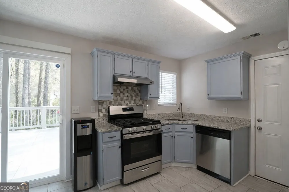 2284 Cypress Point WAY Lithonia, GA 30058