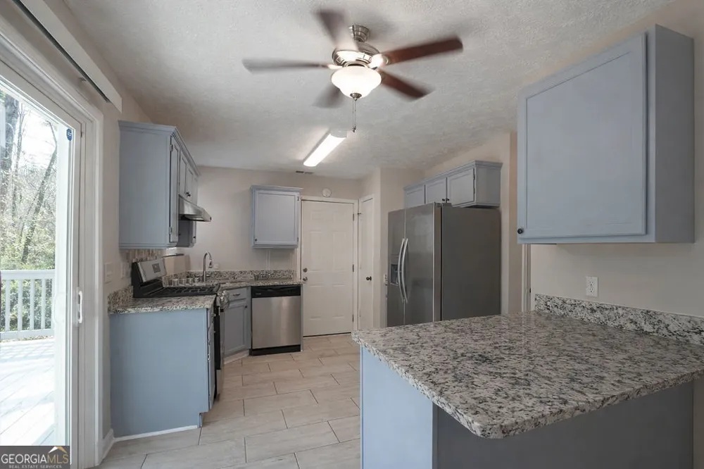 2284 Cypress Point WAY Lithonia, GA 30058