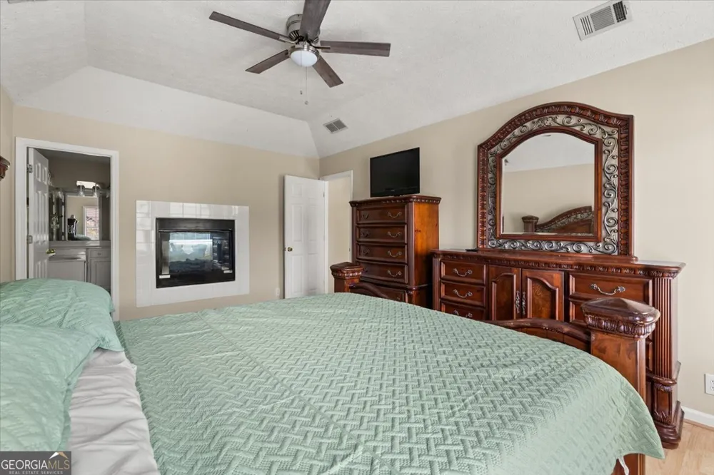 5560 Taylor RD Alpharetta, GA 30022