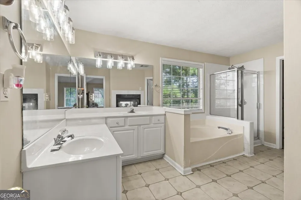 5560 Taylor RD Alpharetta, GA 30022