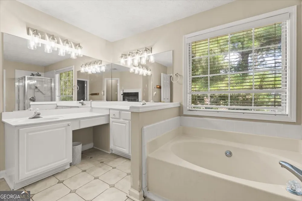5560 Taylor RD Alpharetta, GA 30022
