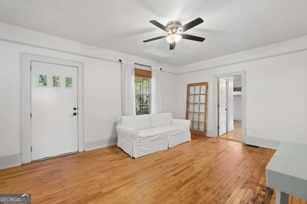 200 S Jackson ST Hartwell, GA 30643