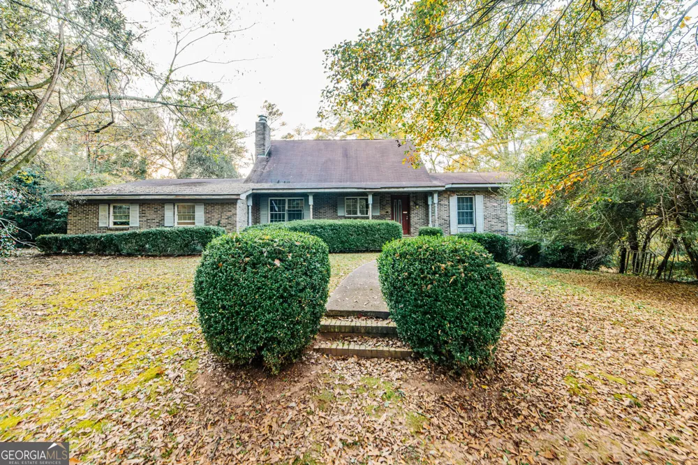6368 Old Forsyth RD Macon, GA 31210