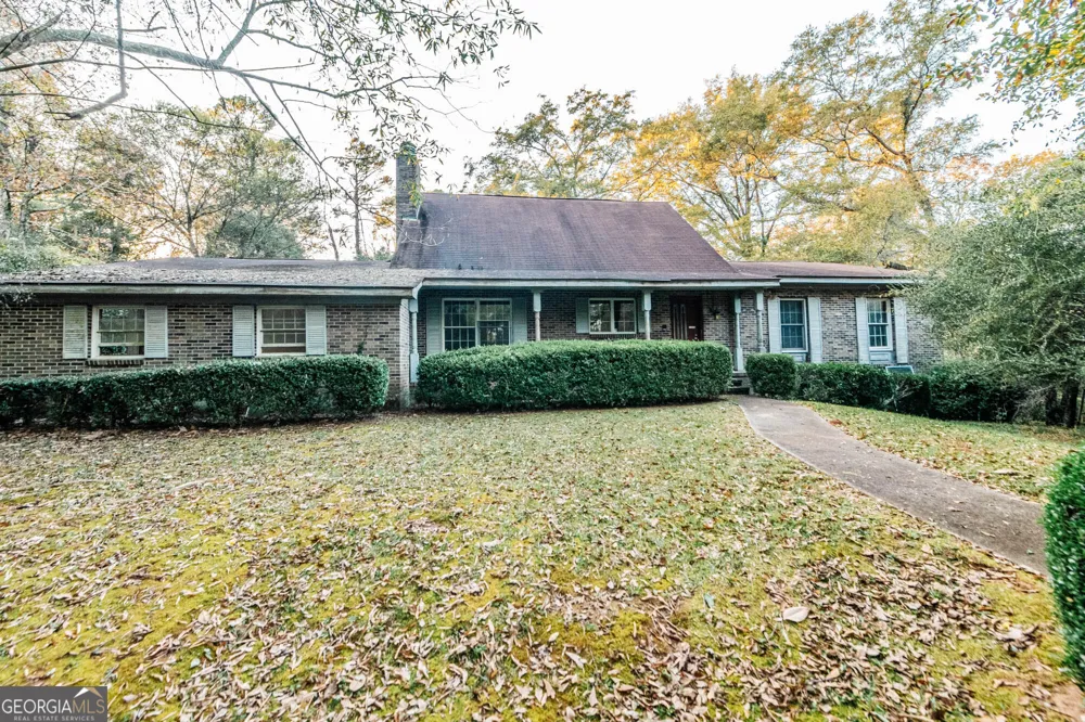 6368 Old Forsyth RD Macon, GA 31210