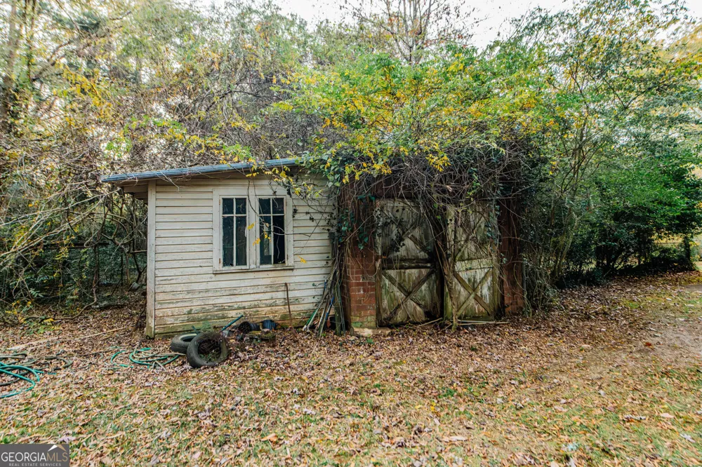 6368 Old Forsyth RD Macon, GA 31210