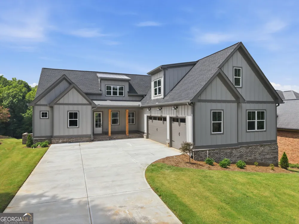 1973 Duncans Mill LN Jefferson, GA 30549