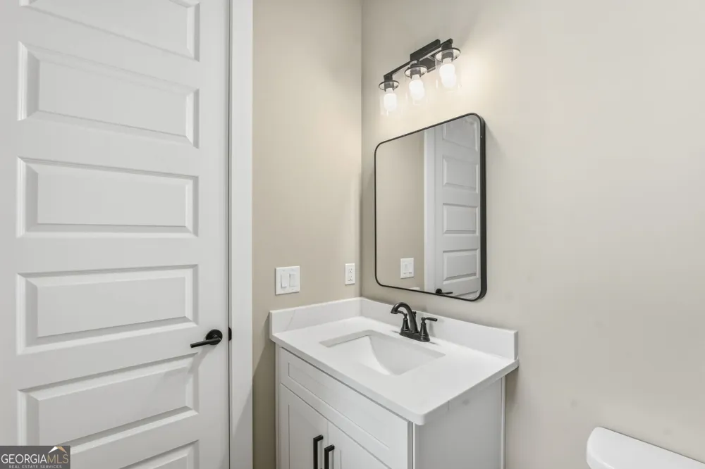 1973 Duncans Mill LN Jefferson, GA 30549