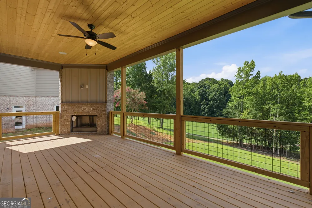 1973 Duncans Mill LN Jefferson, GA 30549
