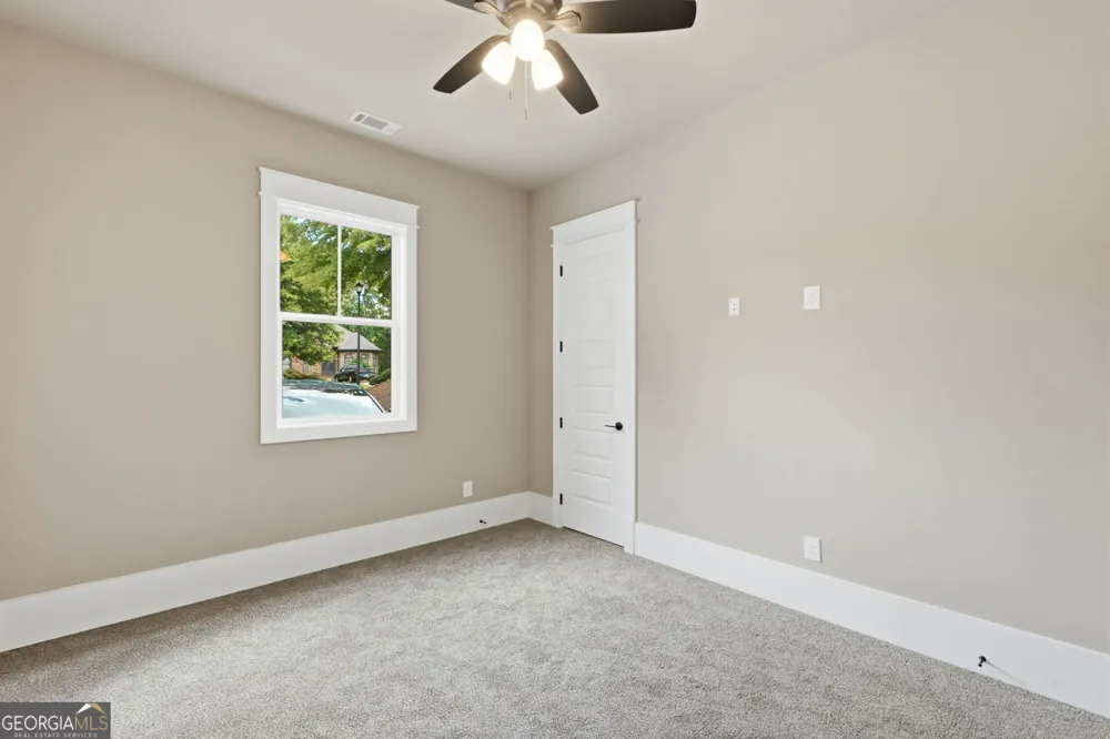 1973 Duncans Mill LN Jefferson, GA 30549