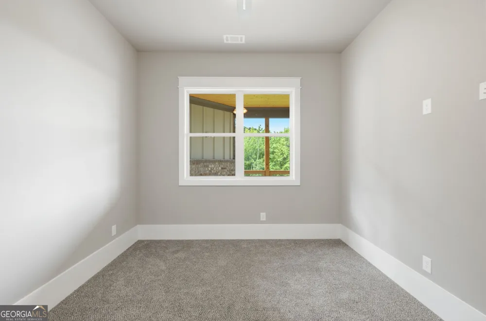 1973 Duncans Mill LN Jefferson, GA 30549