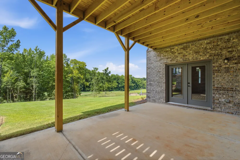 1973 Duncans Mill LN Jefferson, GA 30549