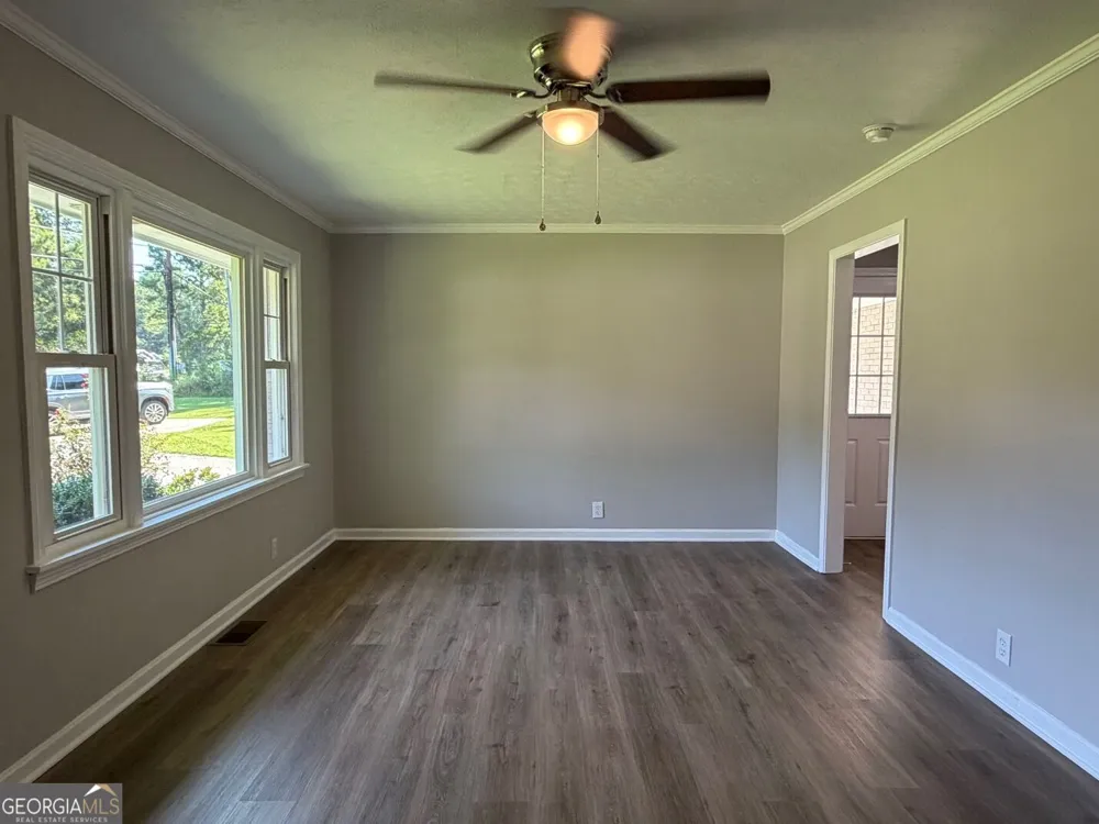 1289 Stewart ST Carrollton, GA 30117
