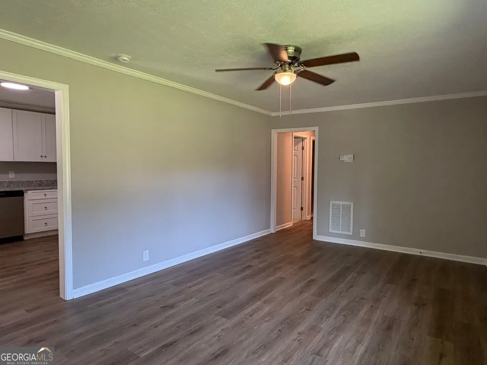 1289 Stewart ST Carrollton, GA 30117