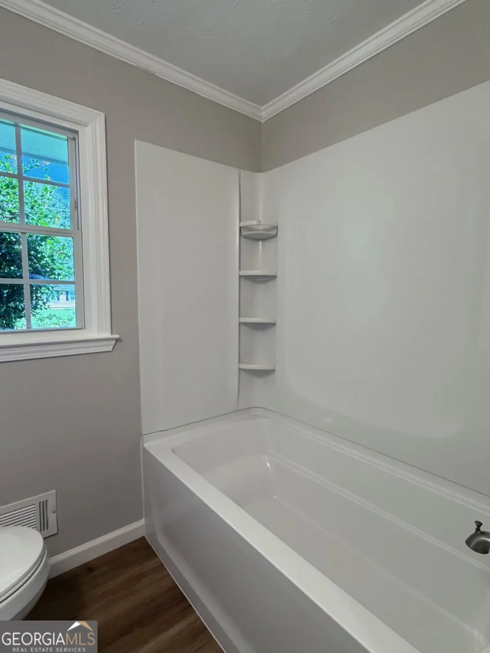 1289 Stewart ST Carrollton, GA 30117