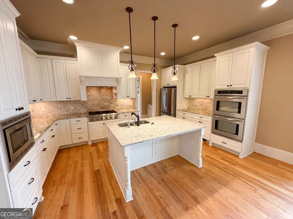 3250 Camellia LN Suwanee, GA 30024