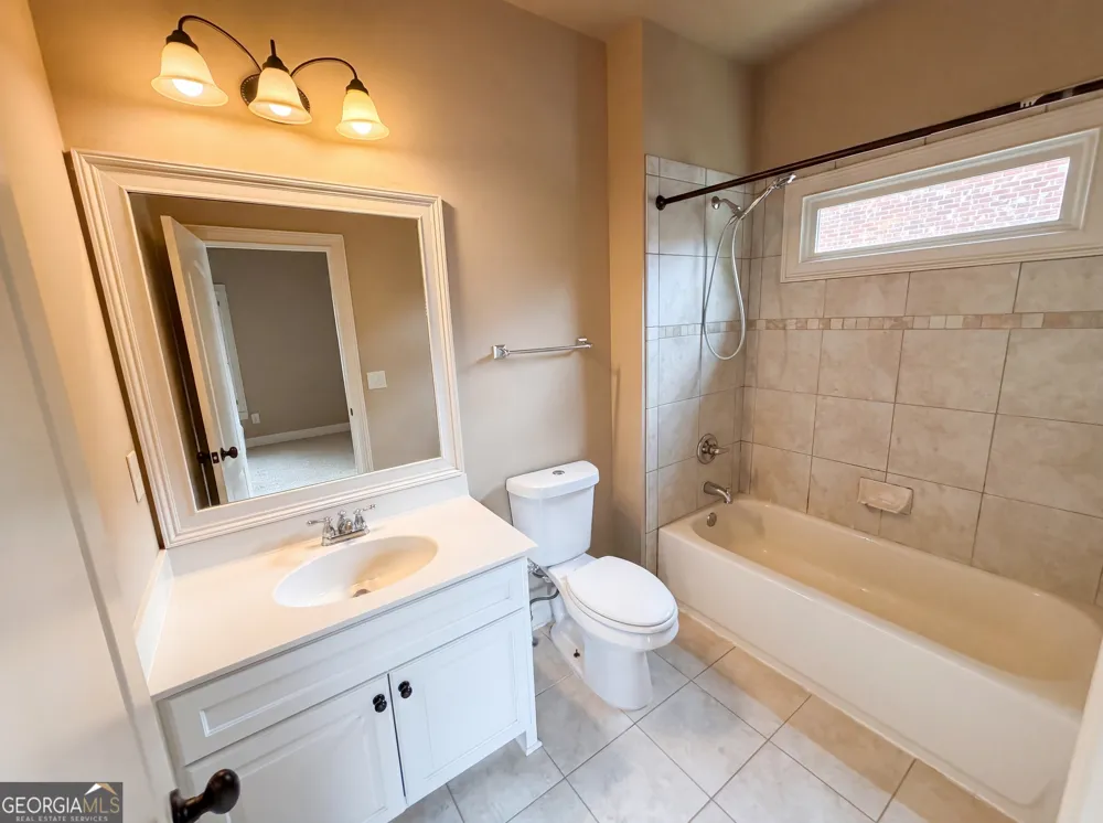 3250 Camellia LN Suwanee, GA 30024