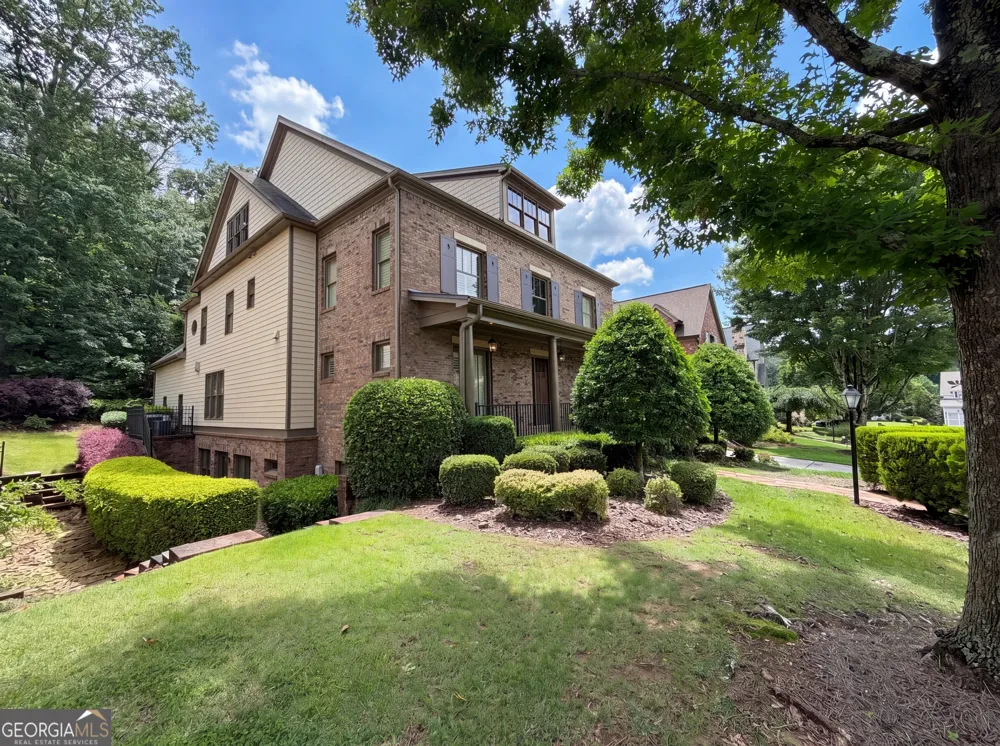 3250 Camellia LN Suwanee, GA 30024