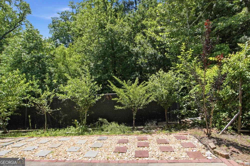 5047 Little Harbor WAY Acworth, GA 30101