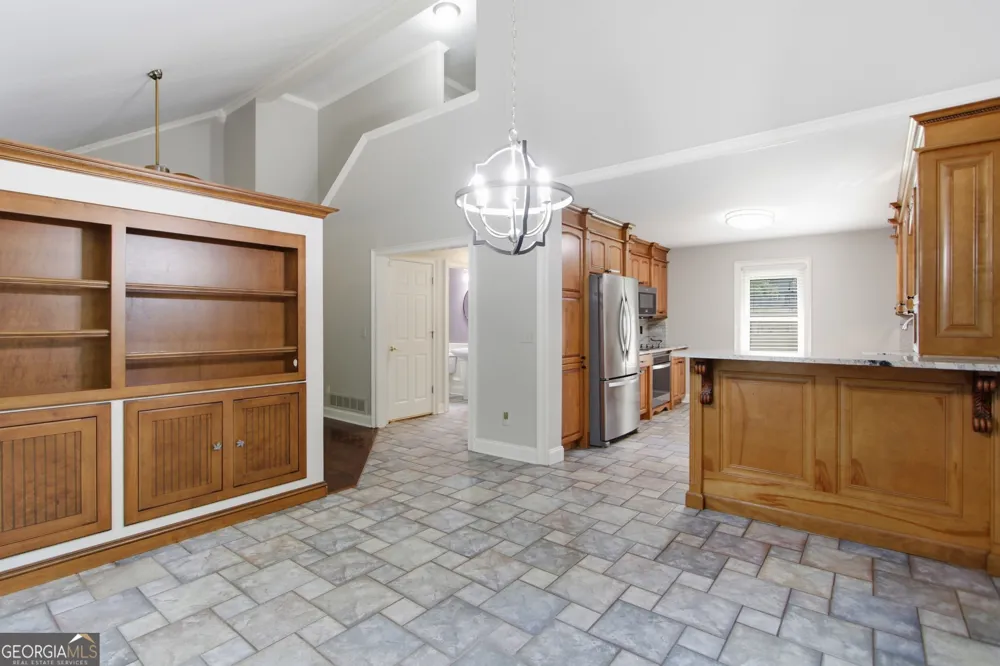 399 N Victoria RD Woodstock, GA 30189