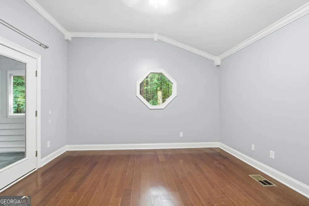 399 N Victoria RD Woodstock, GA 30189