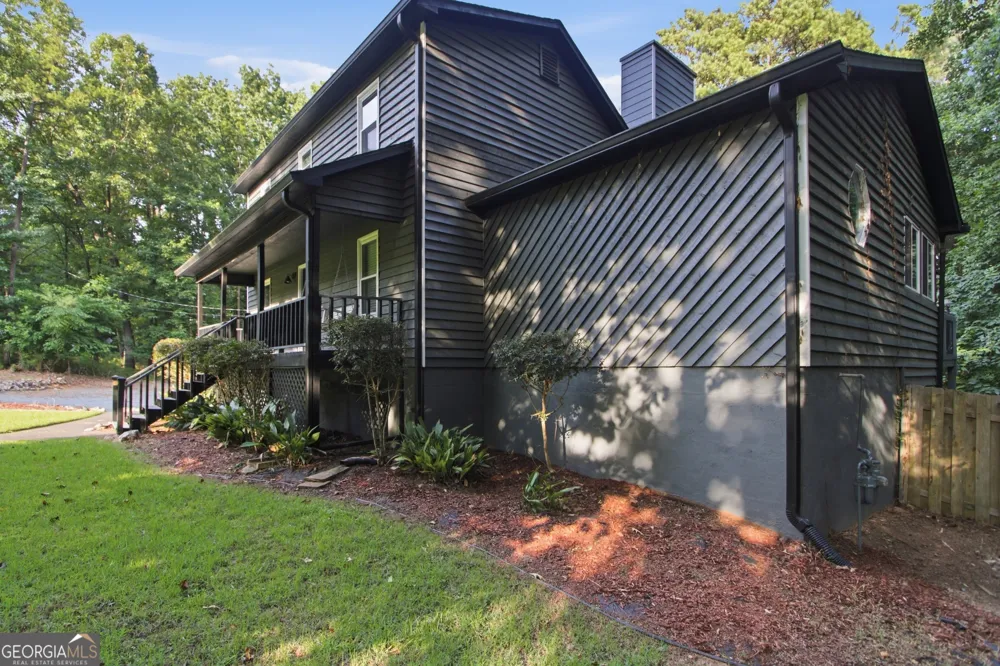 399 N Victoria RD Woodstock, GA 30189