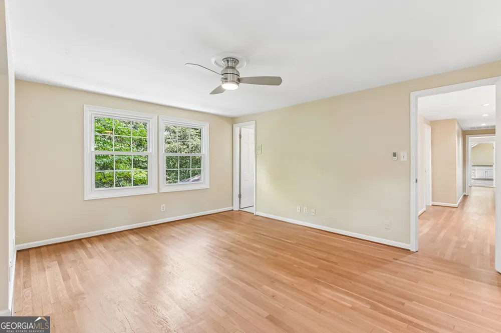 3135 Spalding DR Sandy Springs, GA 30350