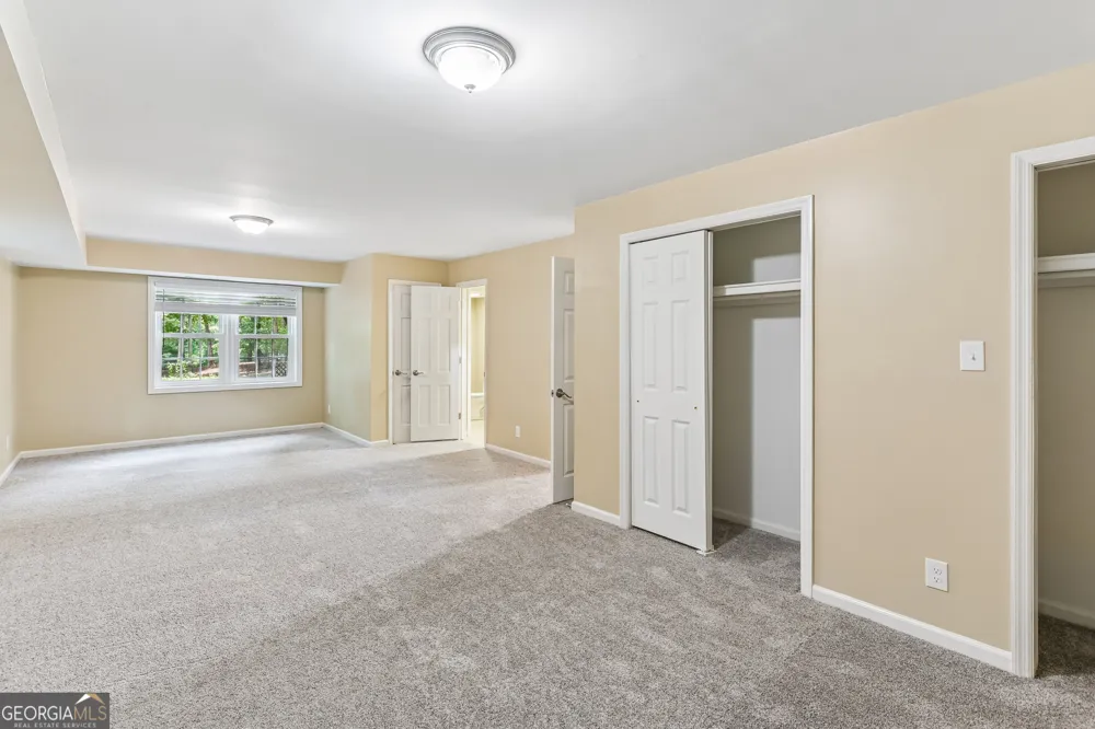 3135 Spalding DR Sandy Springs, GA 30350