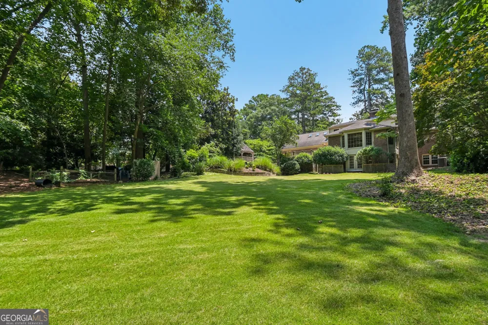 3135 Spalding DR Sandy Springs, GA 30350