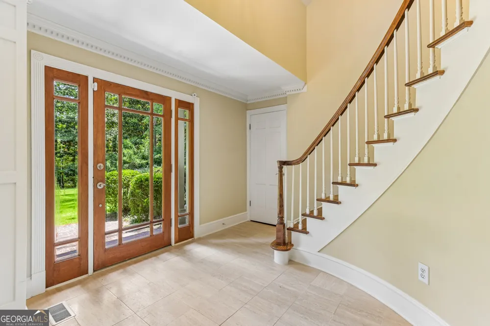 3135 Spalding DR Sandy Springs, GA 30350