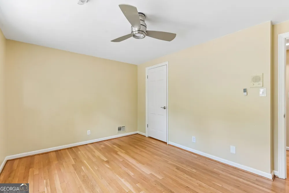 3135 Spalding DR Sandy Springs, GA 30350