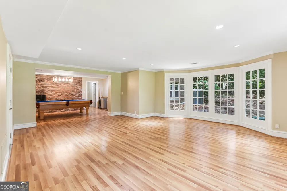 3135 Spalding DR Sandy Springs, GA 30350
