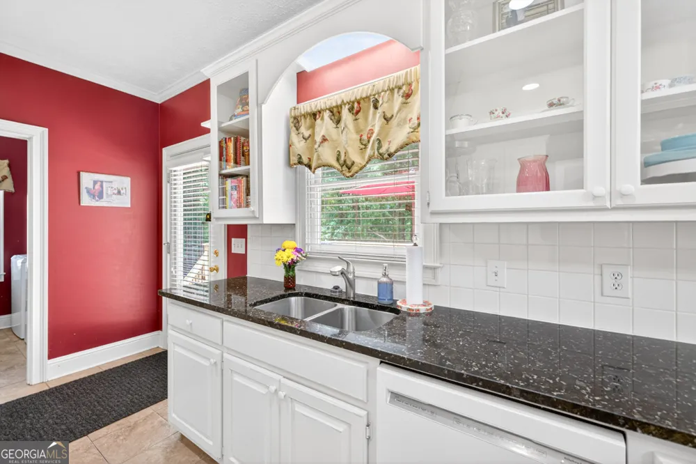 6 Adella LN Jefferson, GA 30549