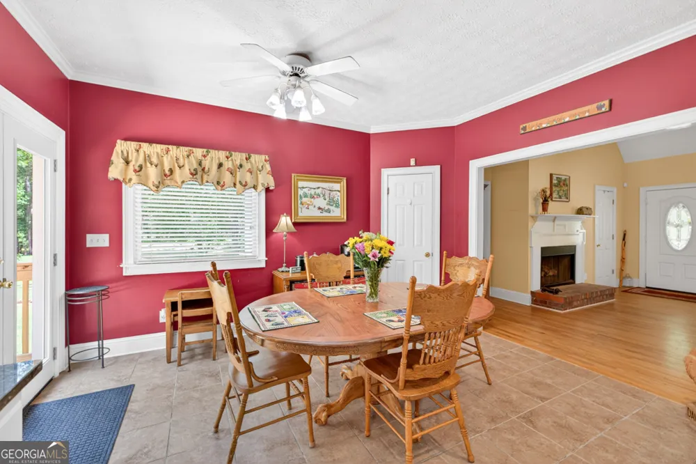 6 Adella LN Jefferson, GA 30549