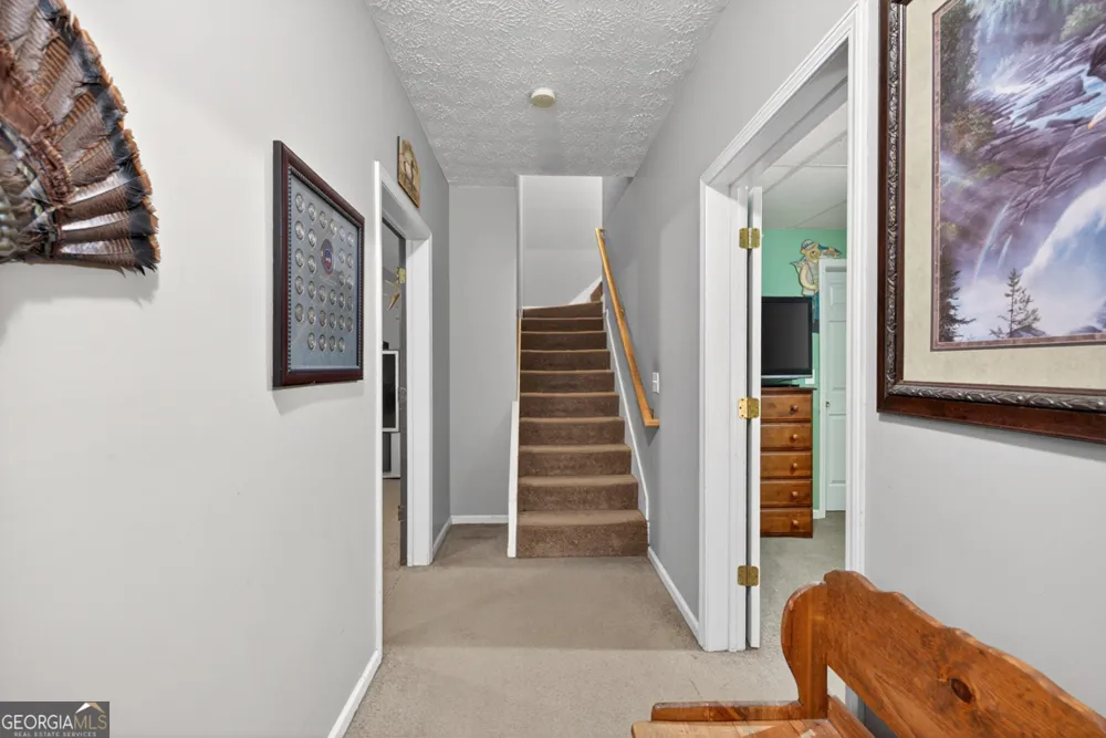 6 Adella LN Jefferson, GA 30549