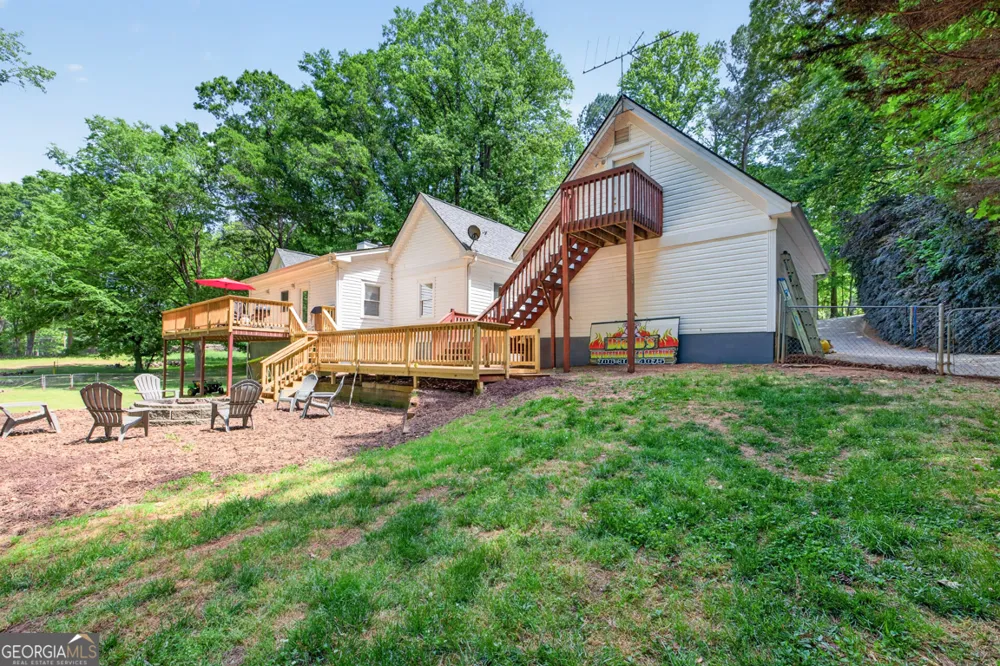 6 Adella LN Jefferson, GA 30549