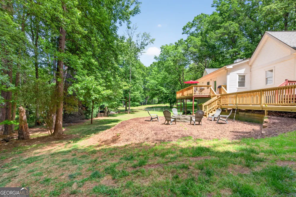 6 Adella LN Jefferson, GA 30549