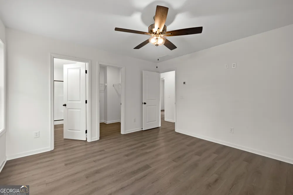 37 Ray ST Newnan, GA 30263