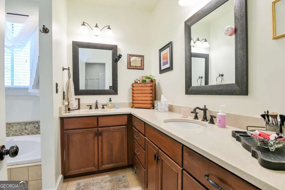 1060 Cobblestone DR Bogart, GA 30622