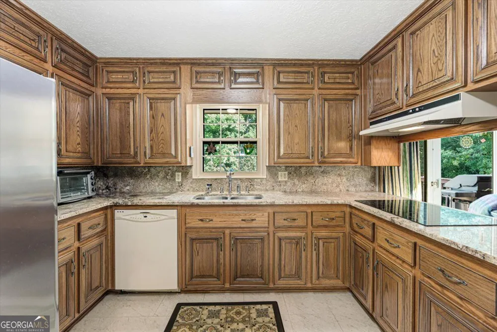 2950 Foothill TRL Marietta, GA 30066