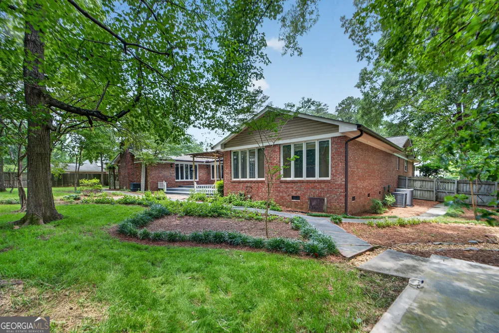 109 Rollingwood CIR NW Rome, GA 30165