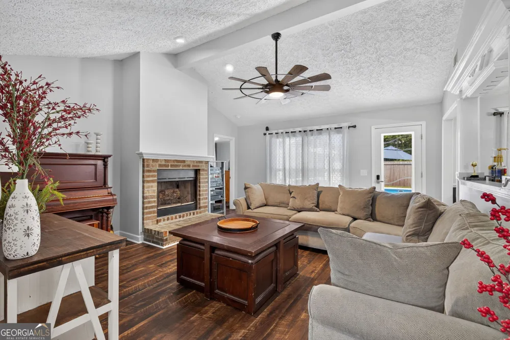 385 Lemans DR Bloomingdale, GA 31302