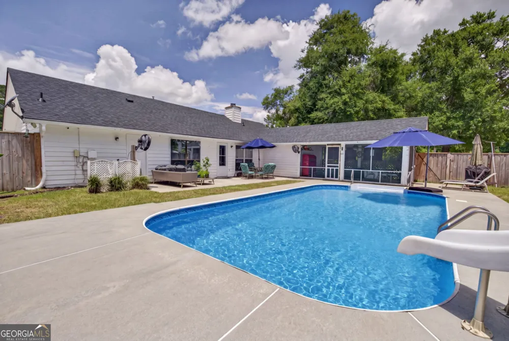 385 Lemans DR Bloomingdale, GA 31302