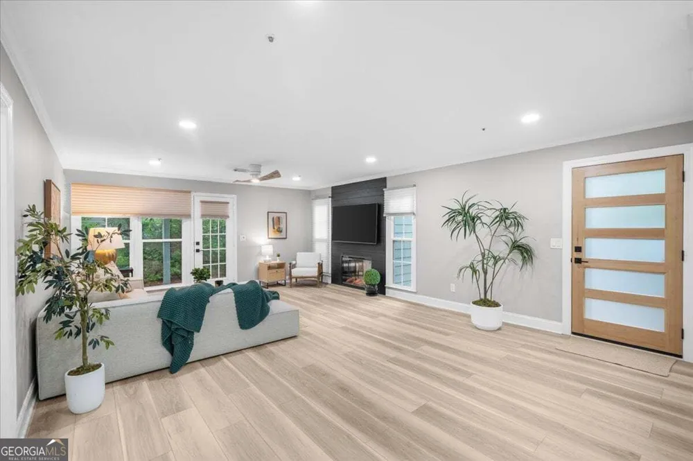 5061 Avalon DR Alpharetta, GA 30005