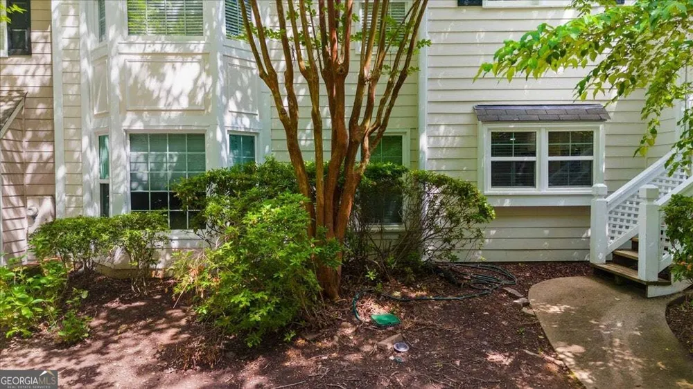 5061 Avalon DR Alpharetta, GA 30005